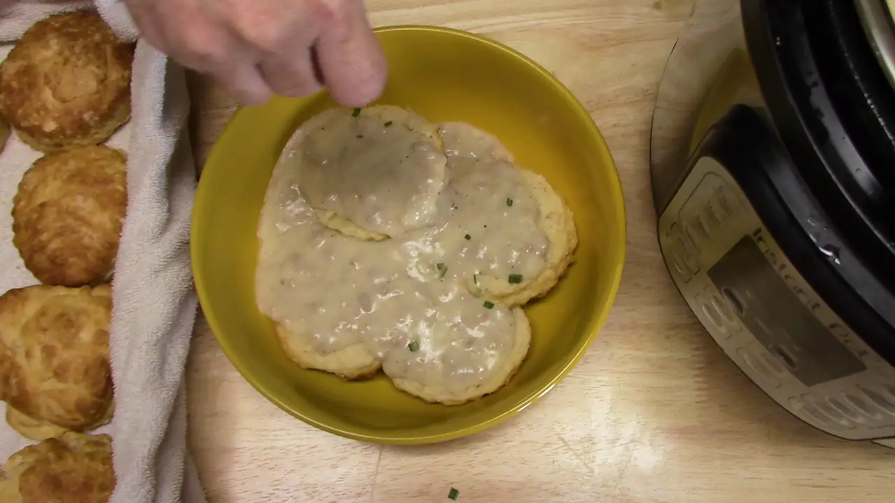 Instant Pot Sausage Gravy