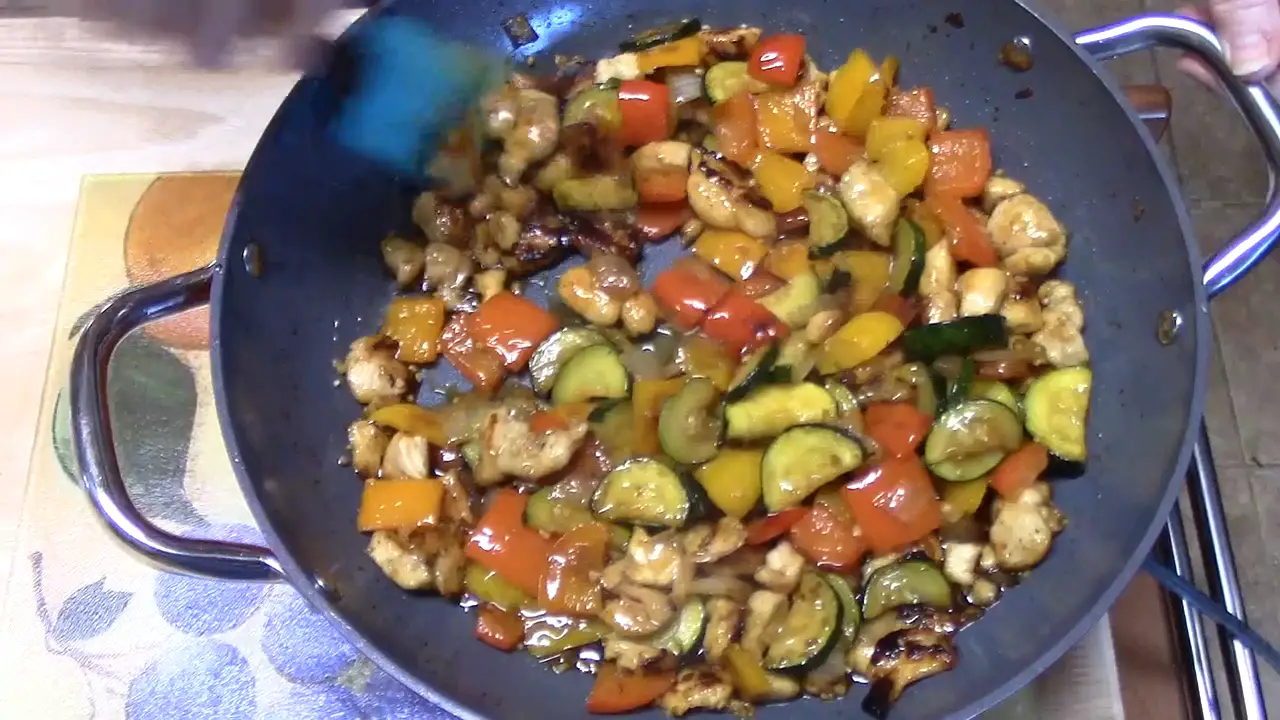 Honey Garlic Chicken Stir Fry