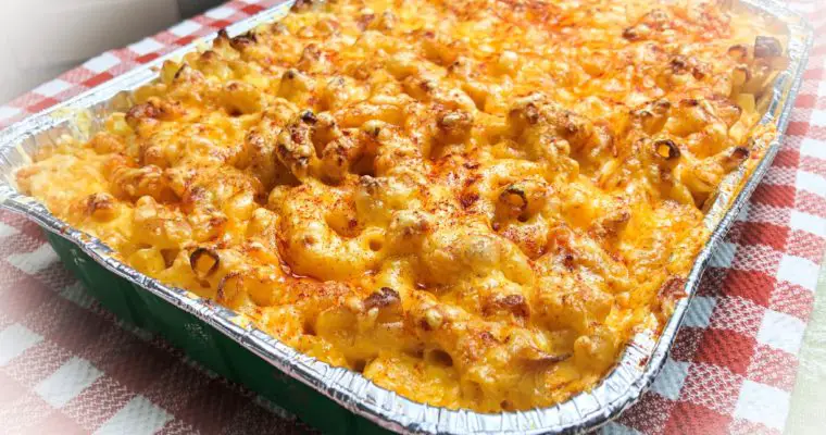 Baked Macaroni & Cheese with 3 Cheeses