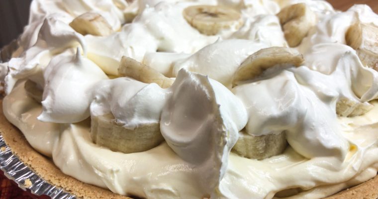 Easy Banana Cream Pie – No Bake 6 Ingredient Pies