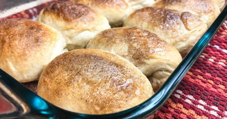 Apple Pie Biscuit Bombs-Easy 5 Ingredient Dessert