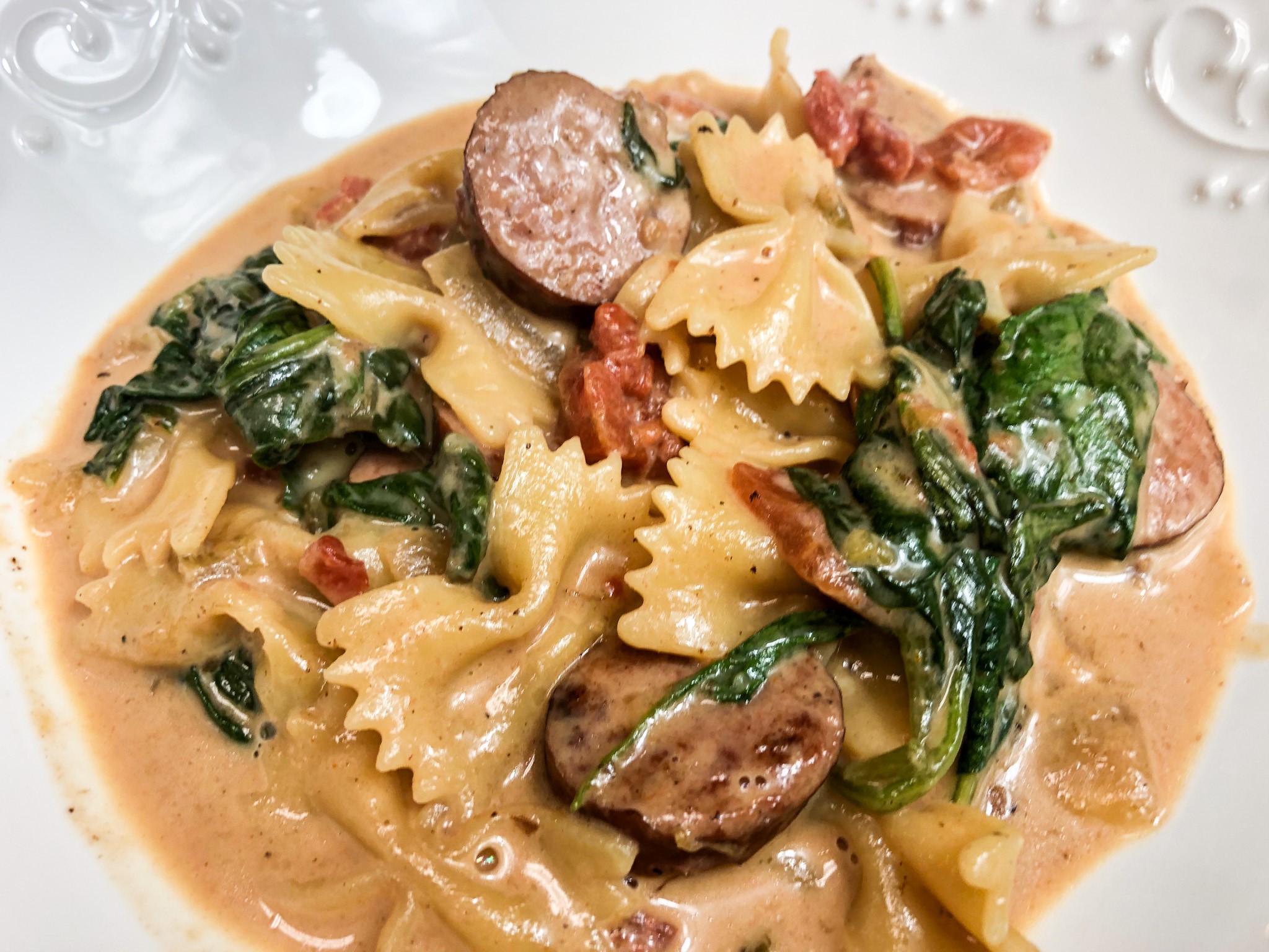 One Pot Creamy Pasta And Sausage Catherines Plates 6339