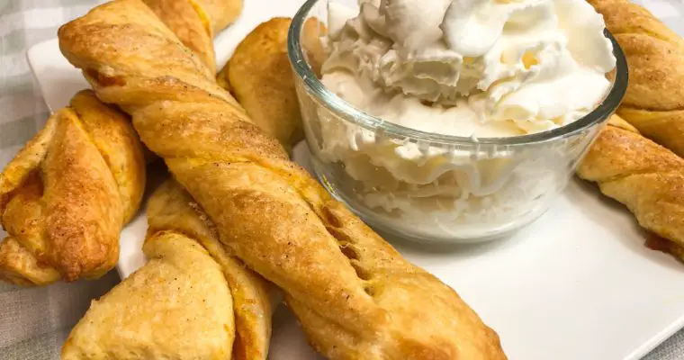 Easy Pumpkin Pie Twists