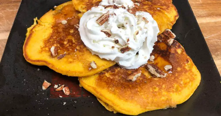 Pumpkin Pie Pancakes – Easy 4 Ingredients