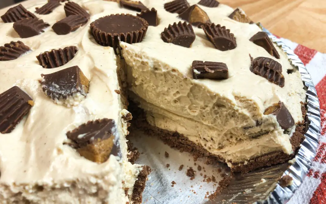 Peanut Butter Pie with Chocolate Crust