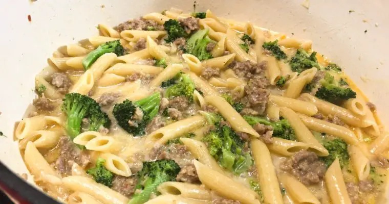 One Pot Sausage, Pasta & Broccoli