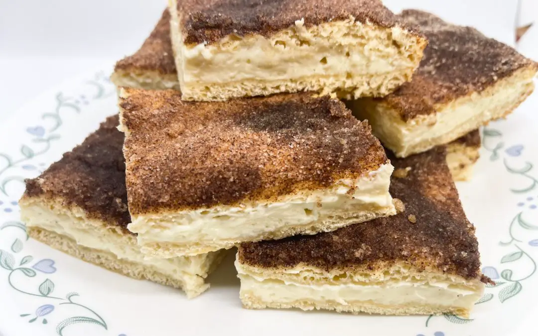 Churro Cheesecake Bars