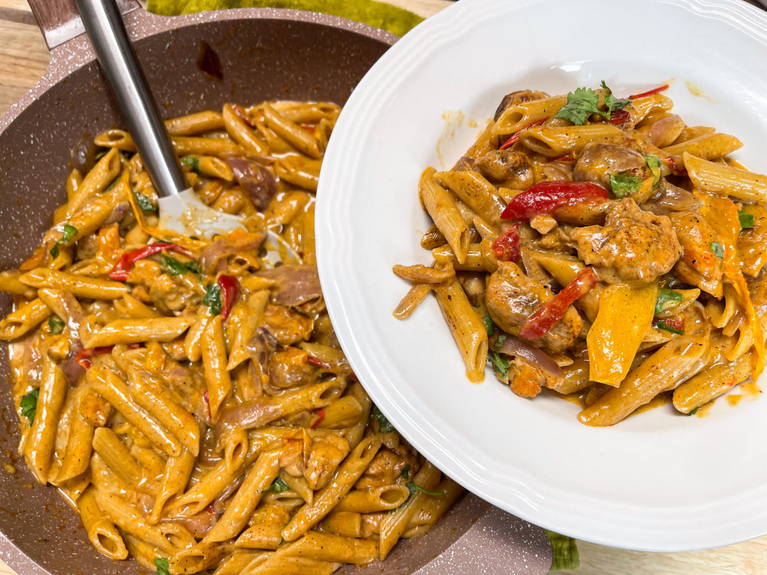 One Skillet Creamy Chicken Fajitas & Pasta Catherine's Plates
