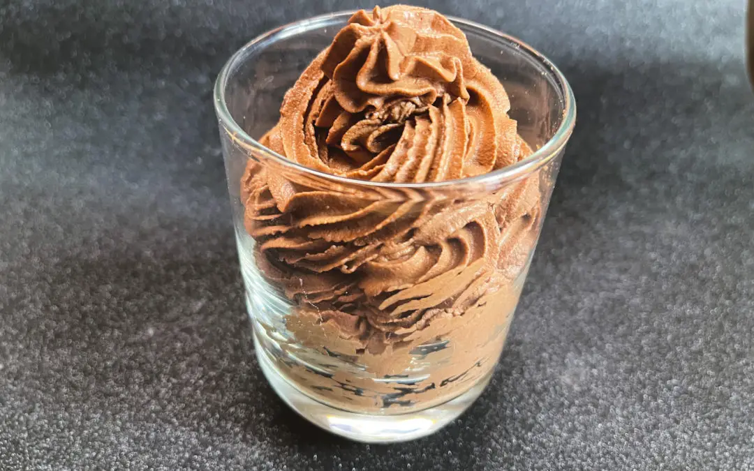 4 Ingedient Chocolate Mousse