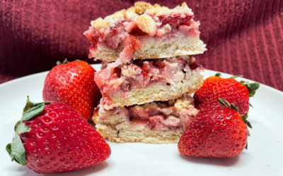 Strawberry Crumble Bars