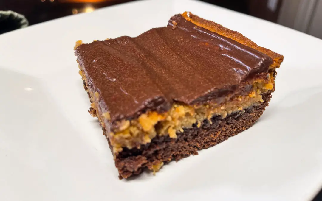 Chocolate & Peanut Butter Ooey Gooey Cake