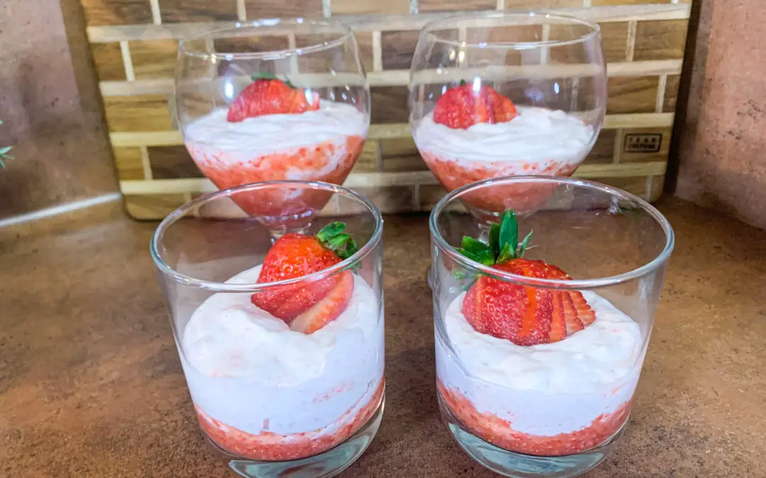 Fresh Strawberry Mousse – 3 Ingredient