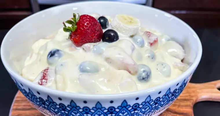 Red, White & Blue Banana Pudding Salad