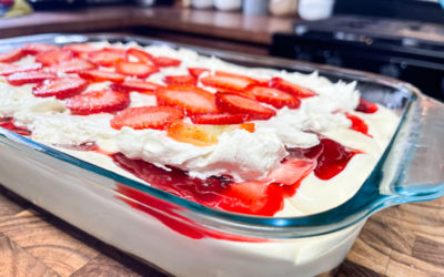 Strawberry Twinkie Cake (No Bake)