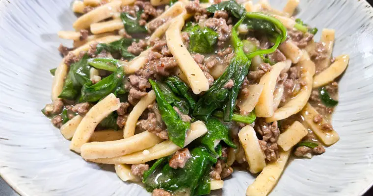 One Skillet Beefy Noodles