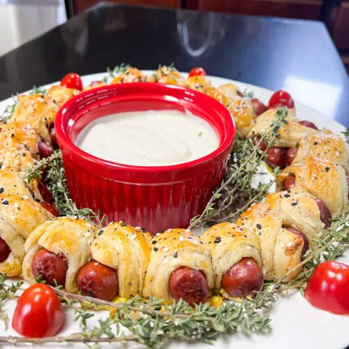 Pigs In A Blanket Wreath Appetizer – Catherine's Plates