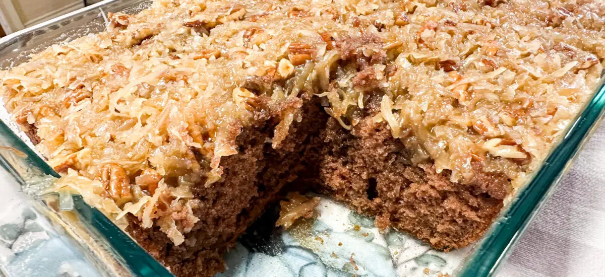 Easy GERMAN CHOCOLATE POKE CAKE