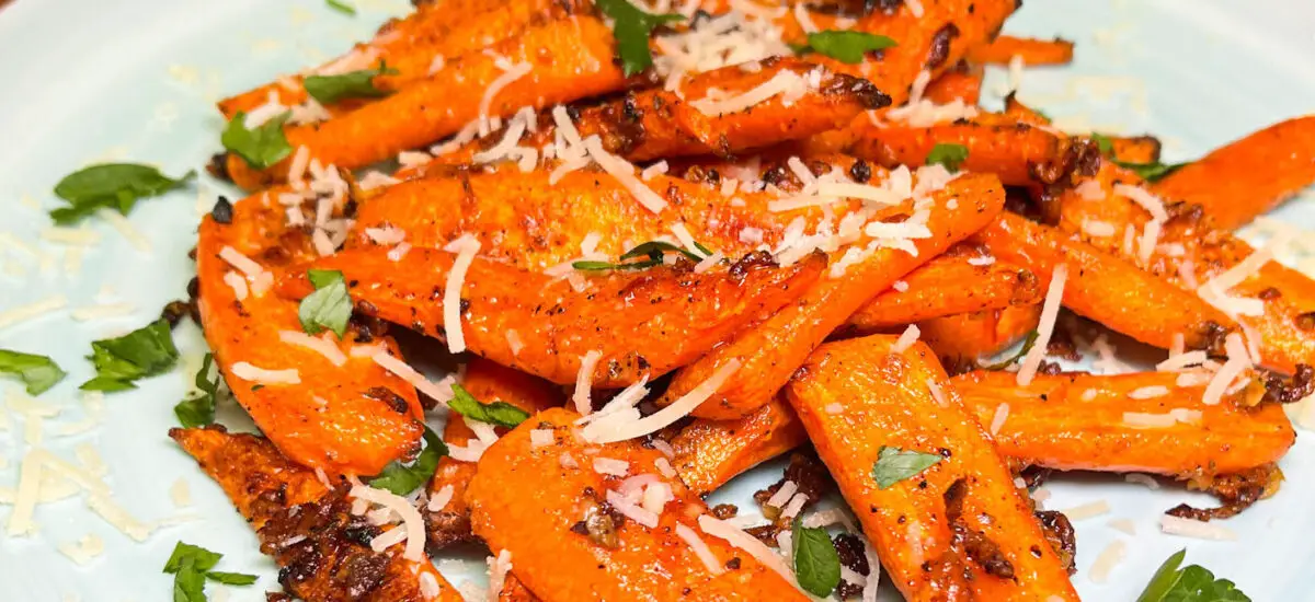 Parmesan Garlic Roasted Carrots