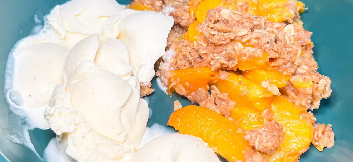 Summertime Peach Crisp