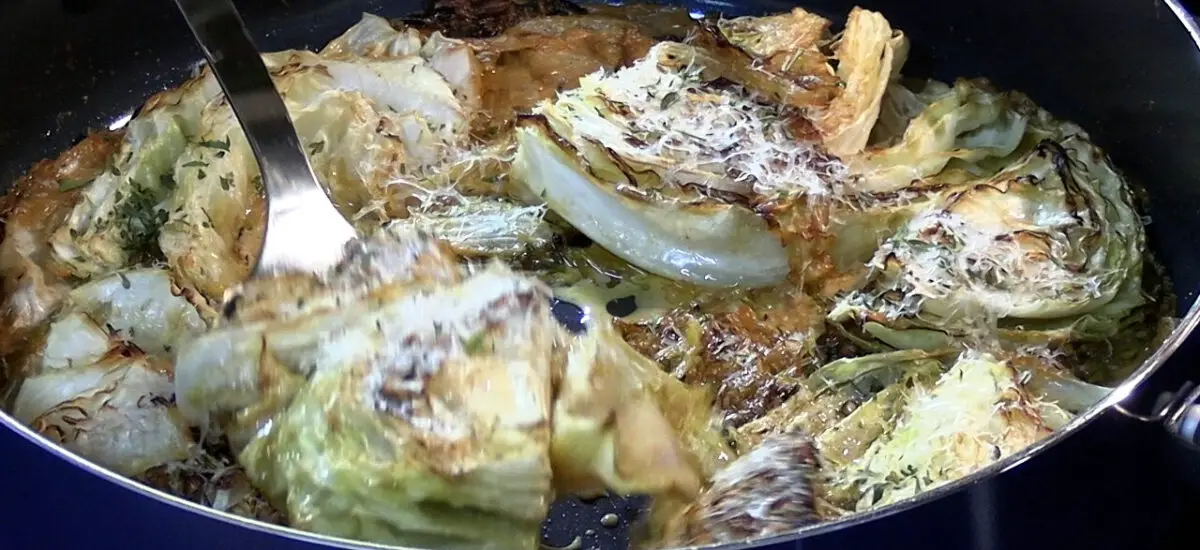 Garlic Parmesan Melting Cabbage