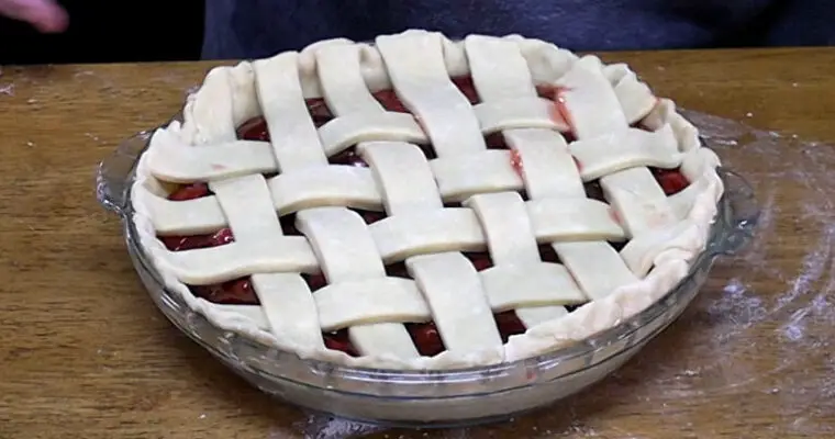 How To Make a Cream Cheese Buttery Pie Crust