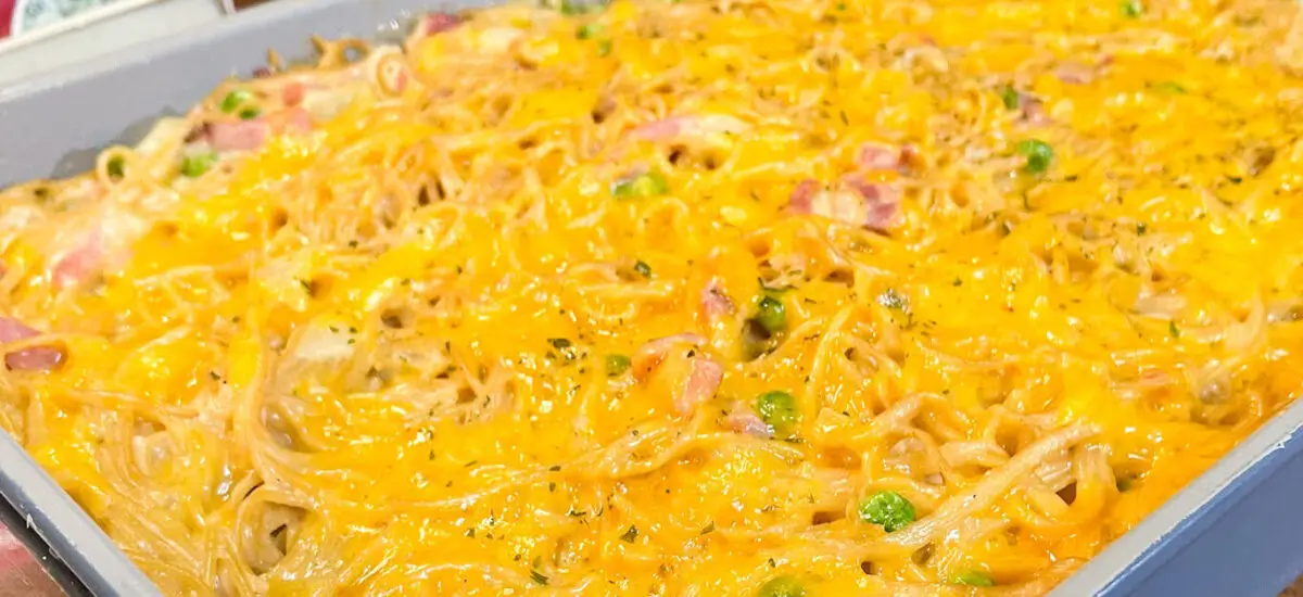 Creamy Cheesy Ham Tetrazzini
