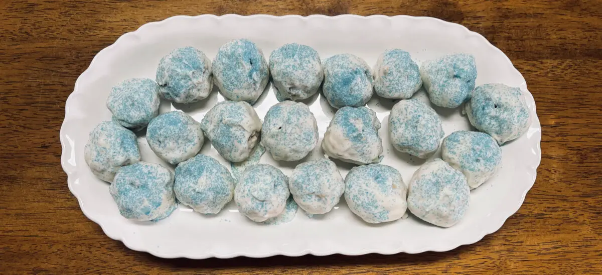 Rice Krispies Snowballs