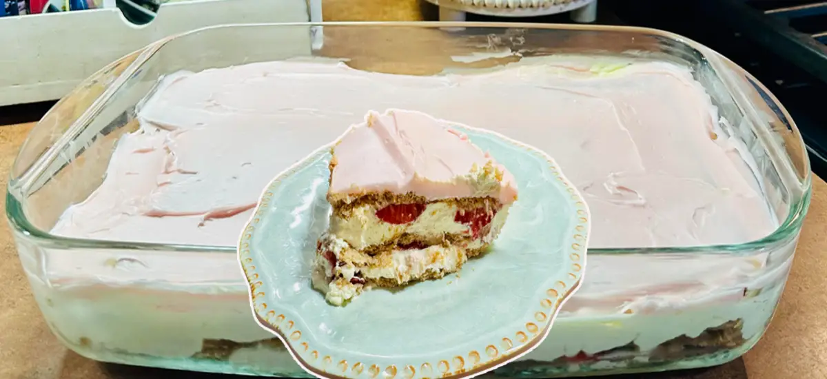 Strawberry Eclair No Bake Cake