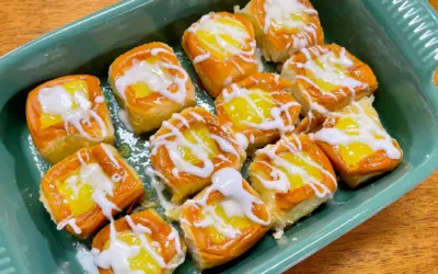 Lemon Pie Hawaiian Rolls