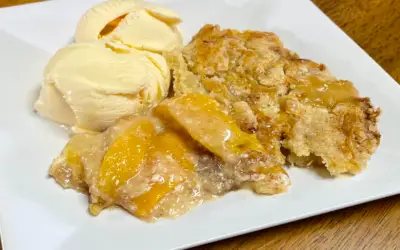 Peaches and Cream Sugar Cookie Cobbler