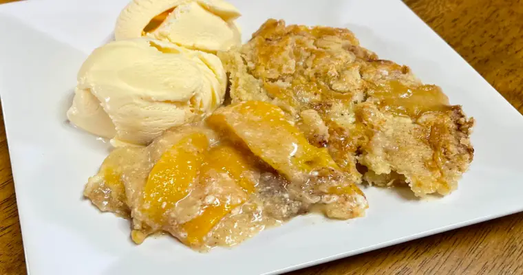 Peaches and Cream Sugar Cookie Cobbler