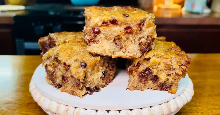 Easy Chewy Banana Bread Blondies